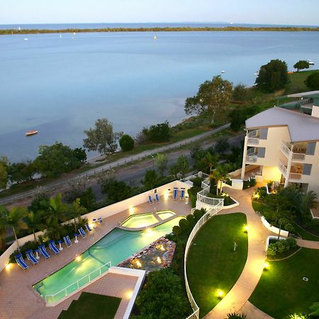 Moorings Beach Resort Калаундра Экстерьер фото