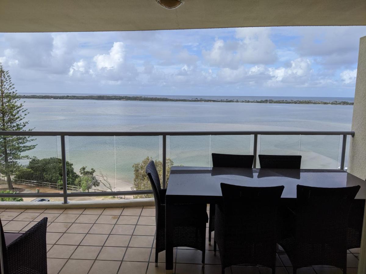 Moorings Beach Resort Калаундра Экстерьер фото